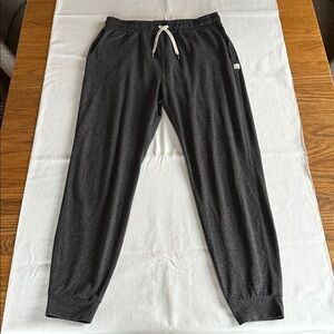 Vuori Performance Jogger Charcoal Heather Gray M